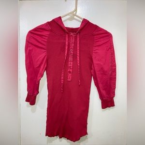 Free People Shirt Women’s Size XS Berry Red 3/4 Dolmen Sleeve Hooded‎ Tie Neck